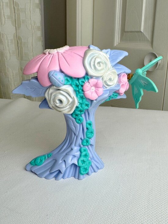 Galoob Other - 1996 Sky Dancers Flora Base Launcher